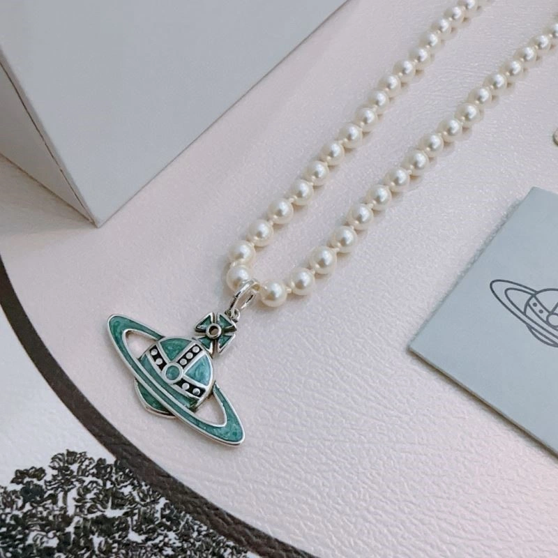 RelaxedFit Vivienne Westwood Necklaces 210228