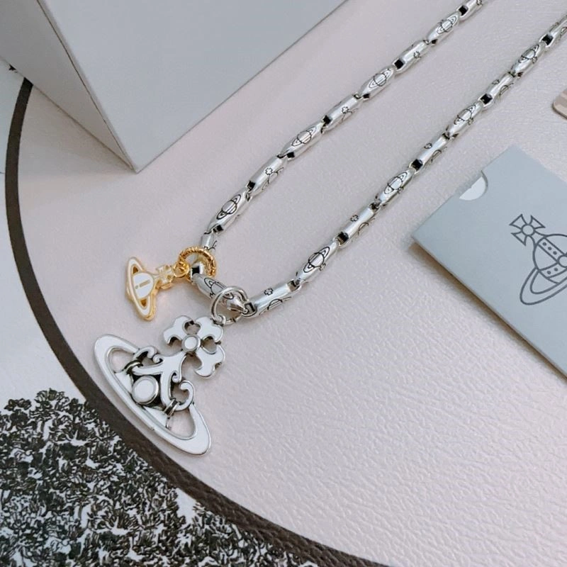 Sophisticated Vivienne Westwood Necklaces 210208