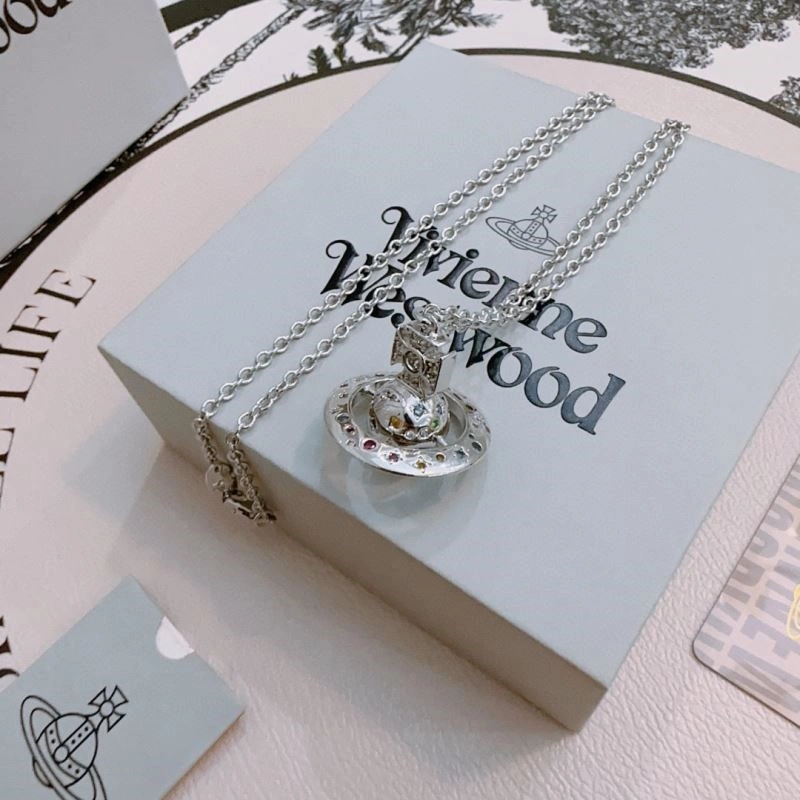 Durable Vivienne Westwood Necklaces 210214