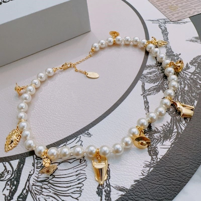 WaterResistant Vivienne Westwood Necklaces 210232