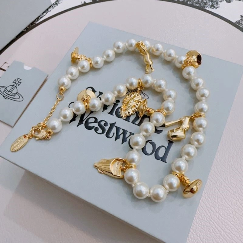 WaterResistant Vivienne Westwood Necklaces 210232