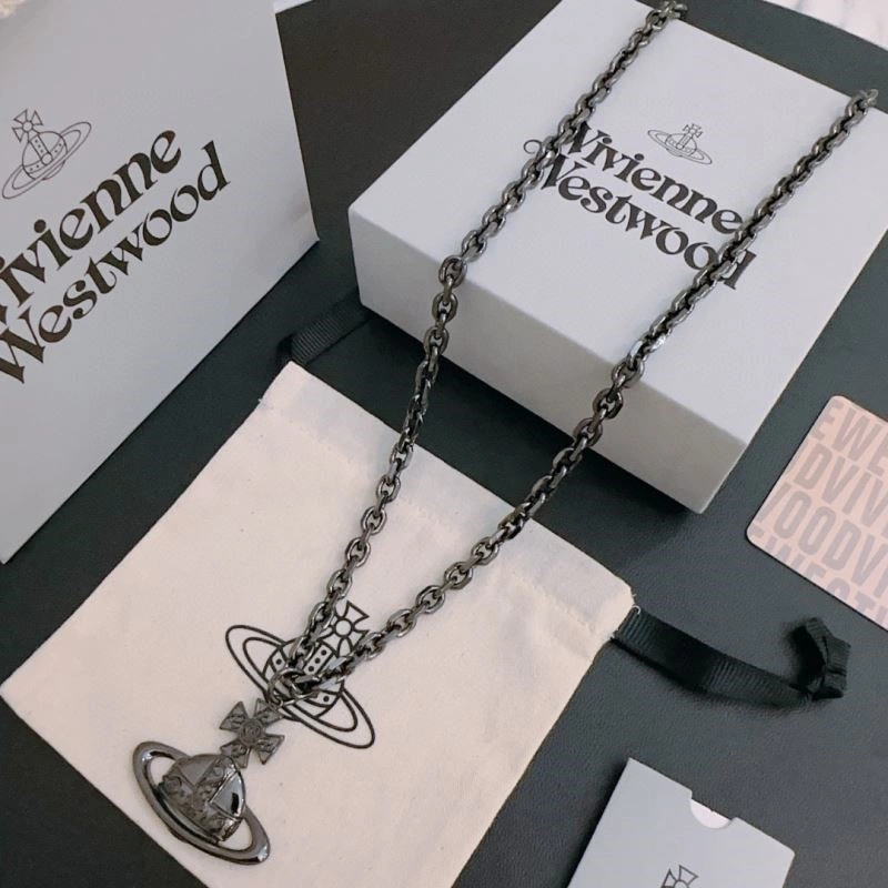 EasyMatch Vivienne Westwood Necklaces 210203