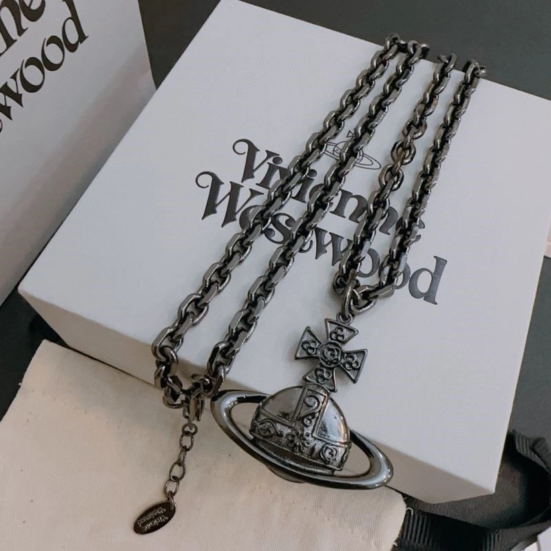 EasyMatch Vivienne Westwood Necklaces 210203