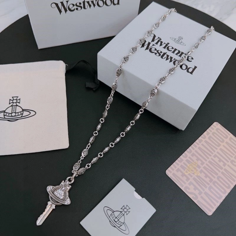Unique Vivienne Westwood Necklaces 210204
