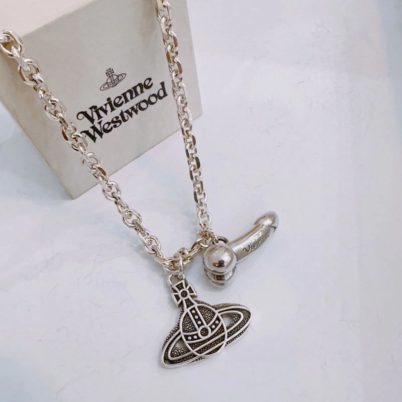 Lightweight Vivienne Westwood Necklaces 209531