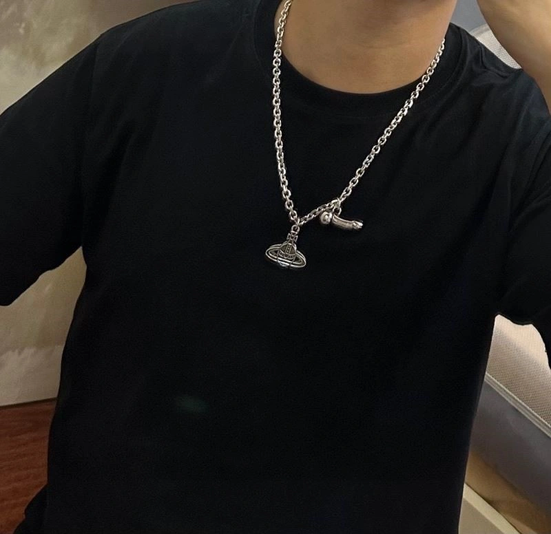 Lightweight Vivienne Westwood Necklaces 209531