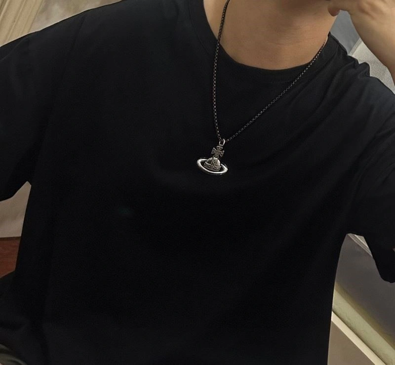 Vivienne Westwood Necklaces Sleek 209520