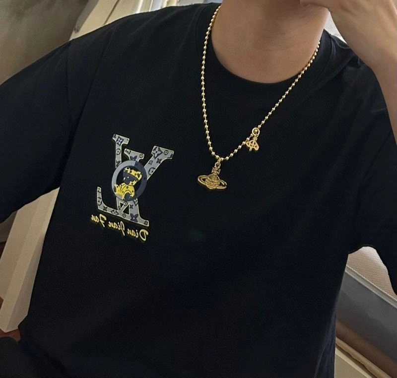 Flexible Vivienne Westwood Necklaces 209519