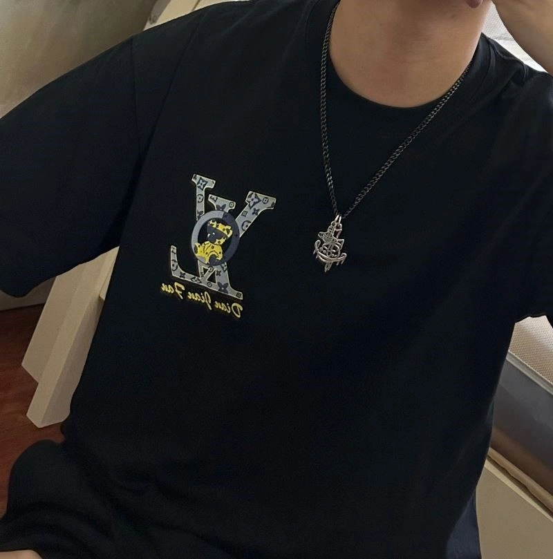 Minimalist Vivienne Westwood Necklaces 209533