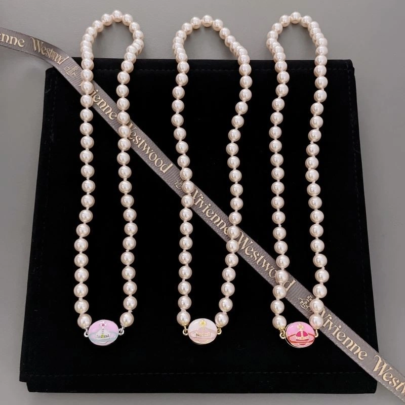 Vivienne Westwood Necklaces ModernLook 209516