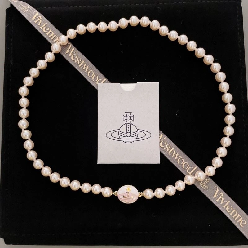 Vivienne Westwood Necklaces ModernLook 209516