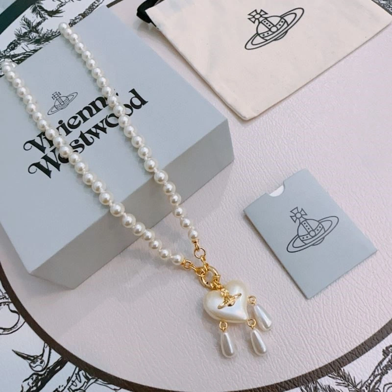 Packable Vivienne Westwood Necklaces 209511