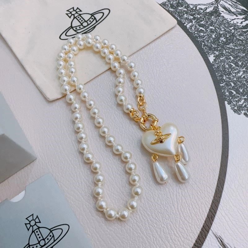 Packable Vivienne Westwood Necklaces 209511