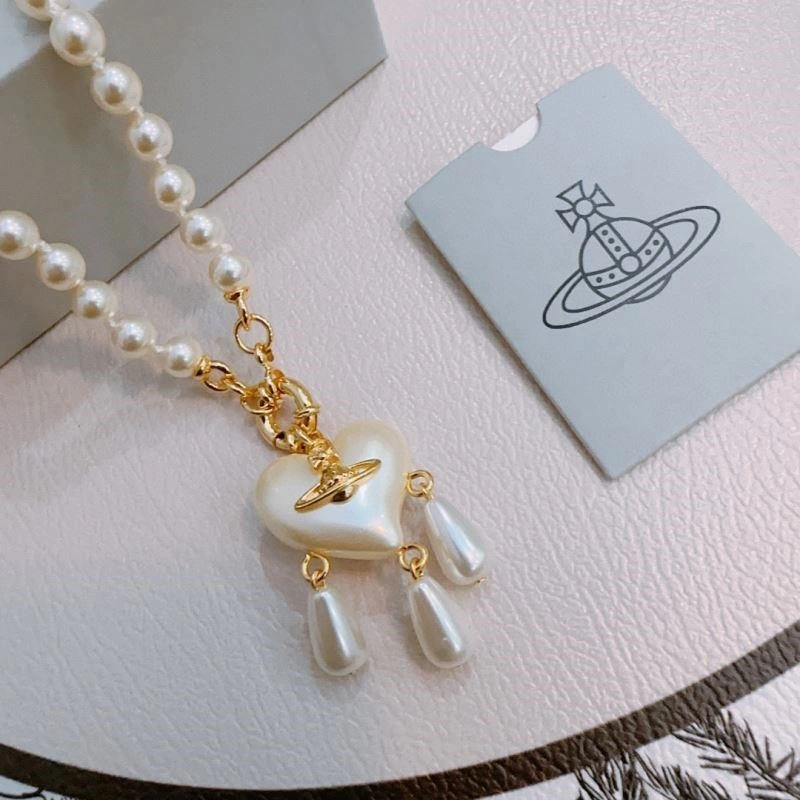 Packable Vivienne Westwood Necklaces 209511