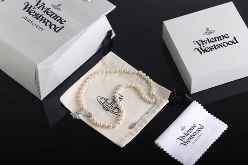 Affordable Vivienne Westwood Necklaces 208933