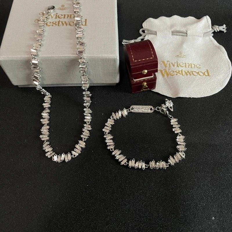 Stretchable Vivienne Westwood Necklaces 208926
