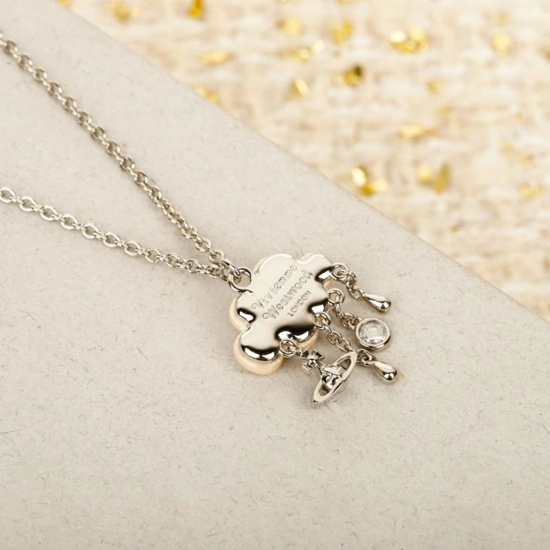 Vivienne Westwood Necklaces Practical 208921