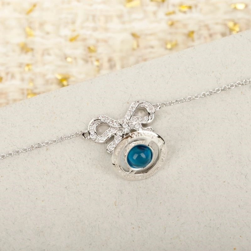 Vivienne Westwood Necklaces Trendy 208927