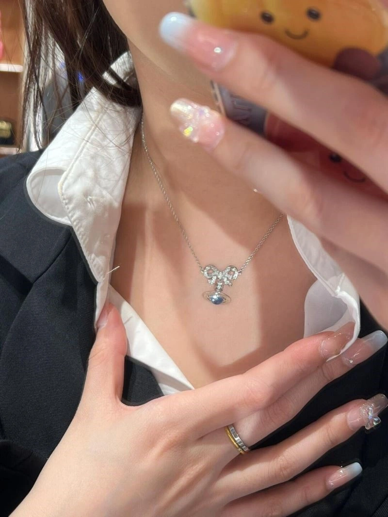 Vivienne Westwood Necklaces Trendy 208927