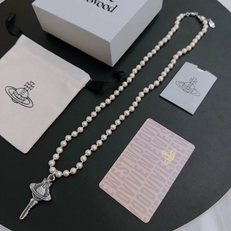 Vivienne Westwood Necklaces Tailored 208918