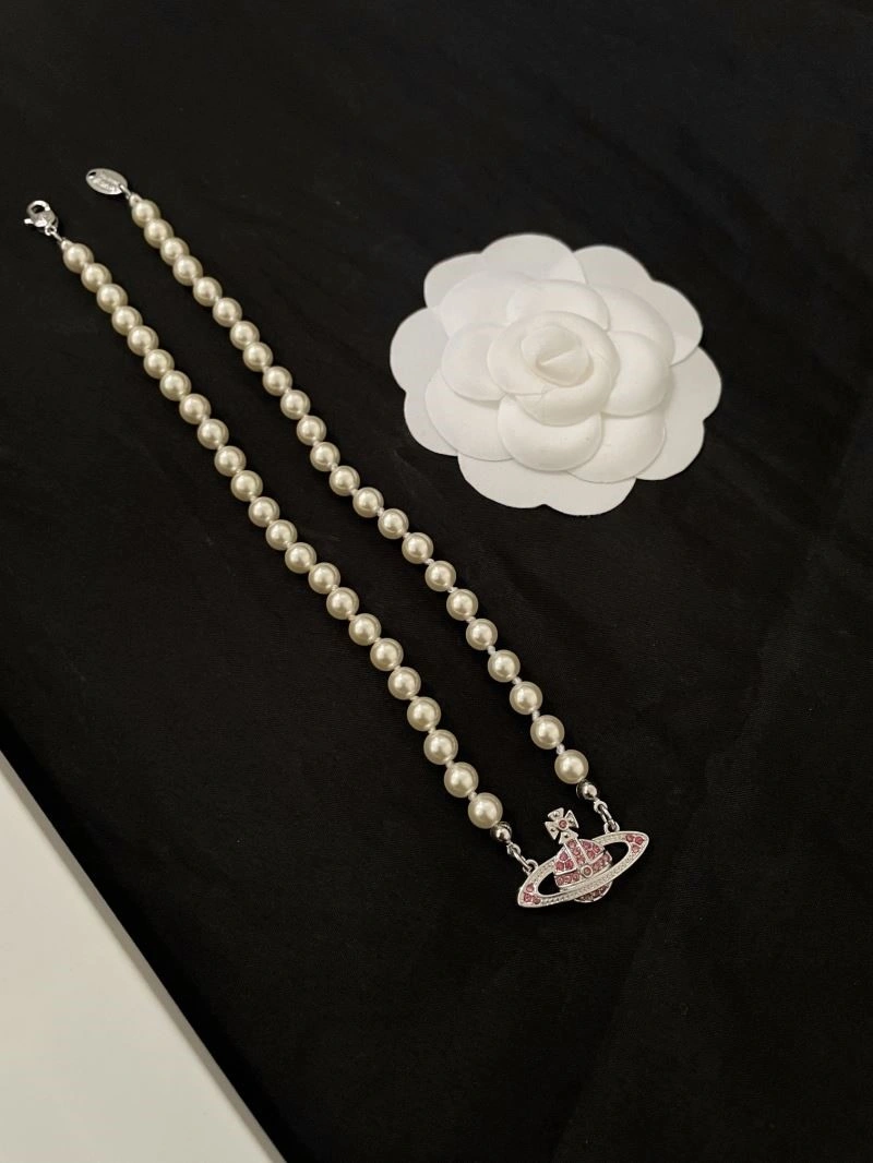 Efficient Vivienne Westwood Necklaces 208305