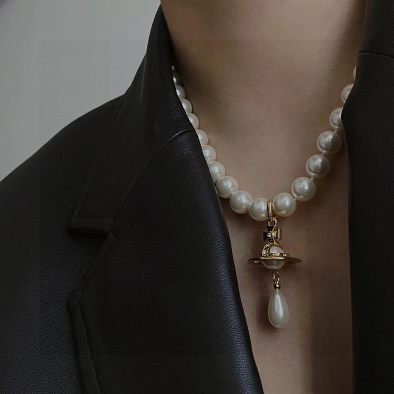 FlexibleFit Vivienne Westwood Necklaces 208289