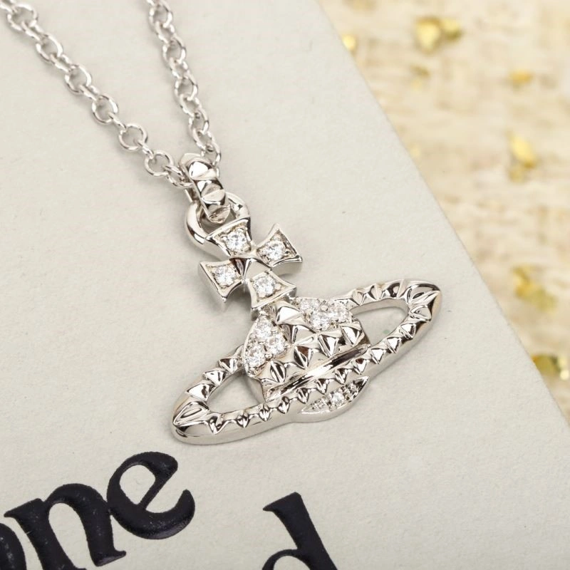 Comfortable Vivienne Westwood Necklaces 208298