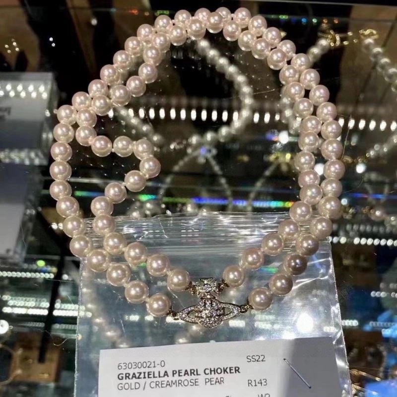Versatile Vivienne Westwood Necklaces 208301
