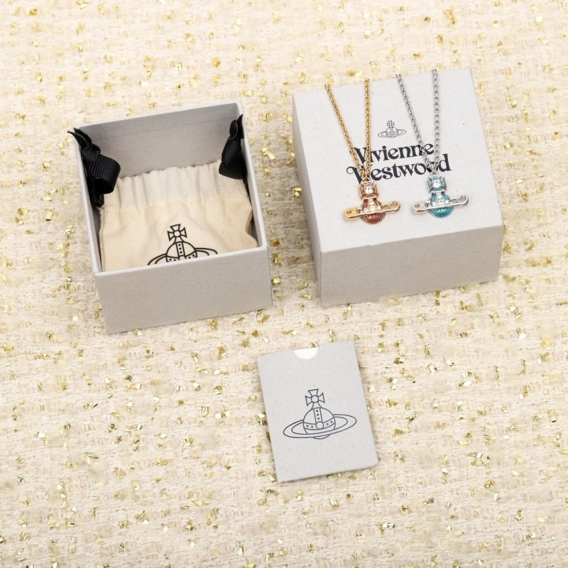 Fashionable Vivienne Westwood Necklaces 208299