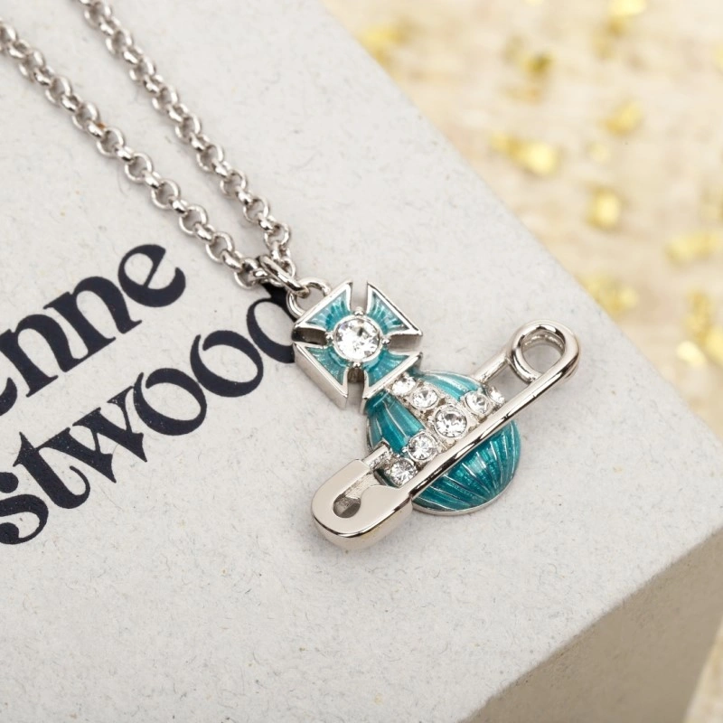 Fashionable Vivienne Westwood Necklaces 208299