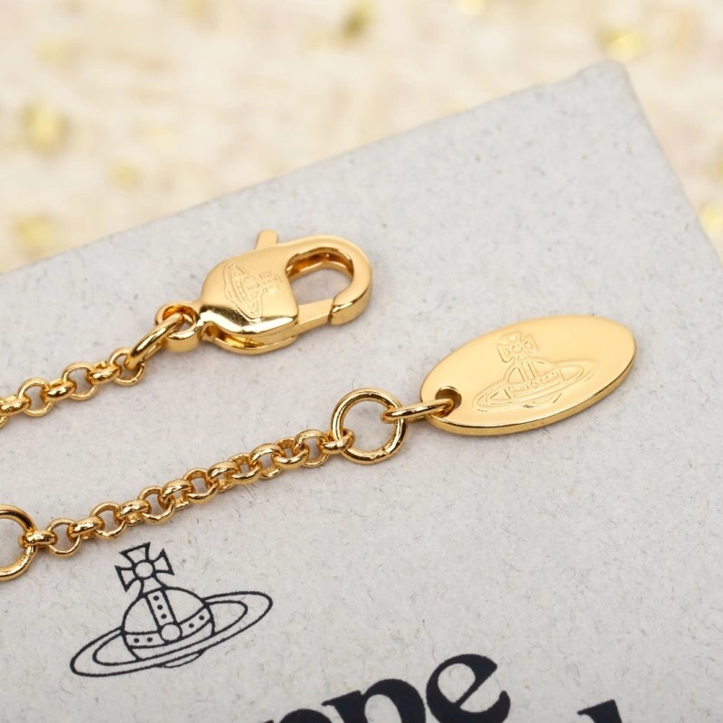 Fashionable Vivienne Westwood Necklaces 208299