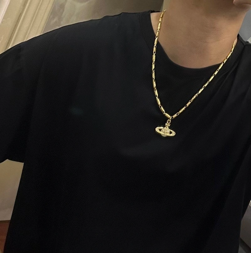 Lightweight Vivienne Westwood Necklaces 208302