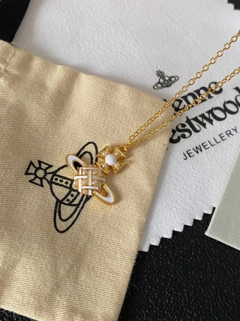 Durable Vivienne Westwood Necklaces 208314