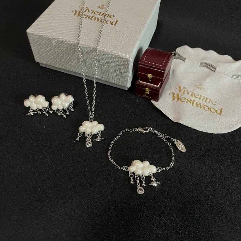 Vivienne Westwood Necklaces Packable 208281