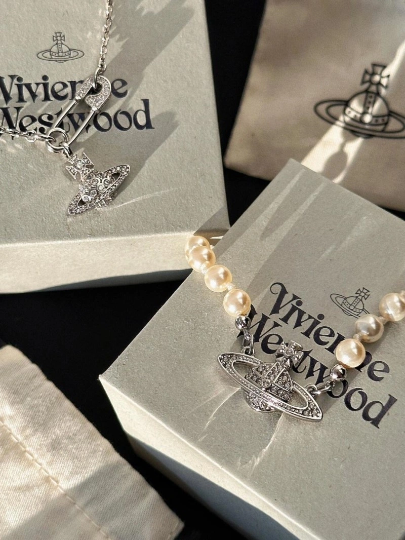 Reliable Vivienne Westwood Necklaces 207606