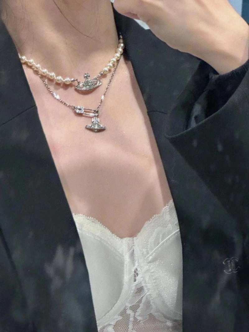 Reliable Vivienne Westwood Necklaces 207606