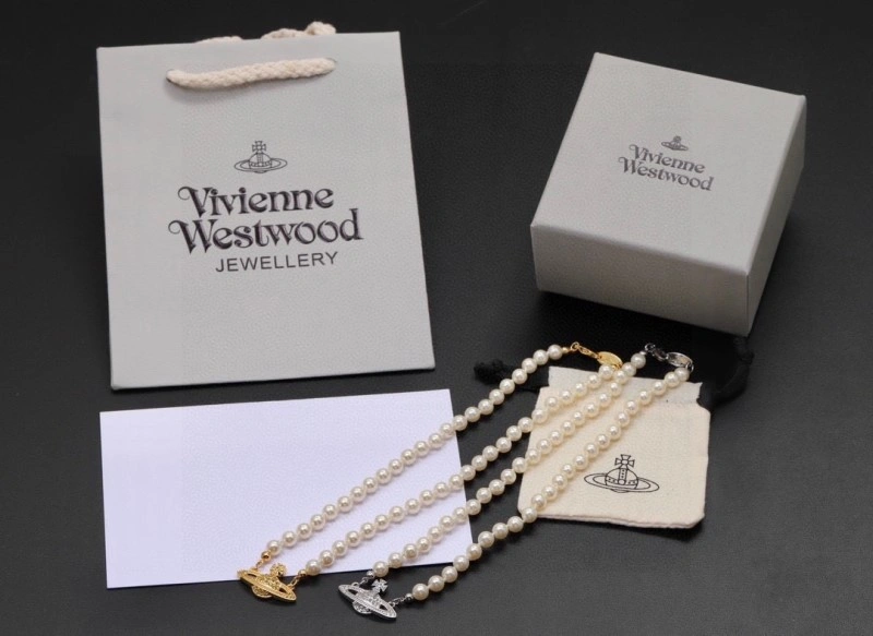 WellDesigned Vivienne Westwood Necklaces 207605