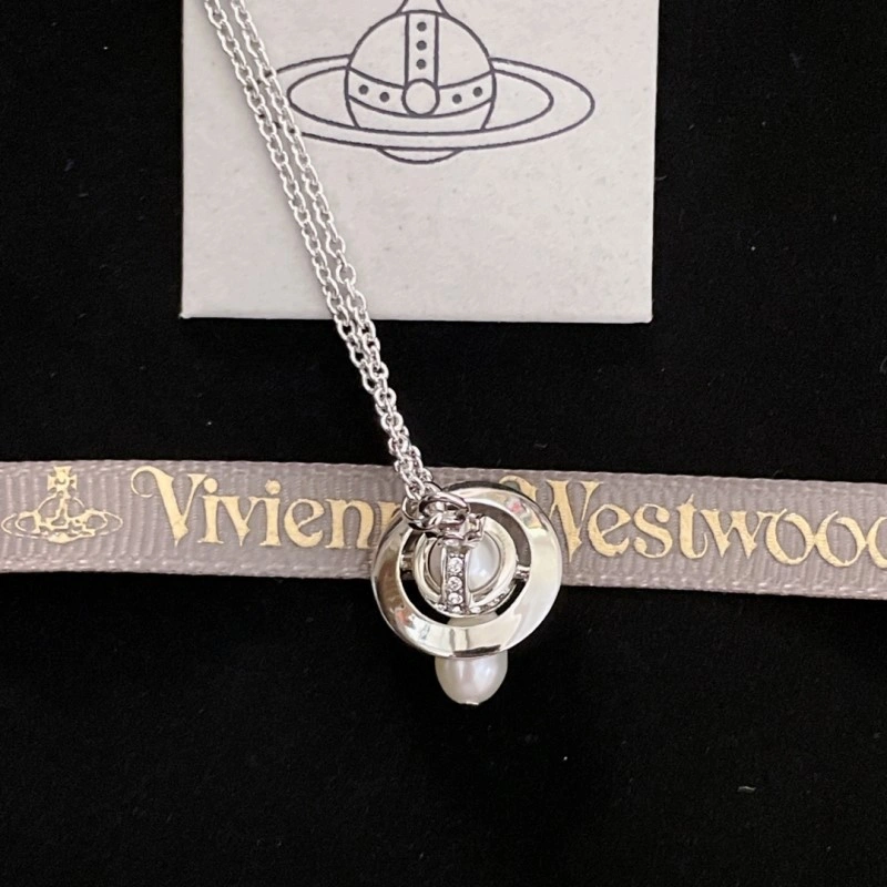 Modern Vivienne Westwood Necklaces 207601