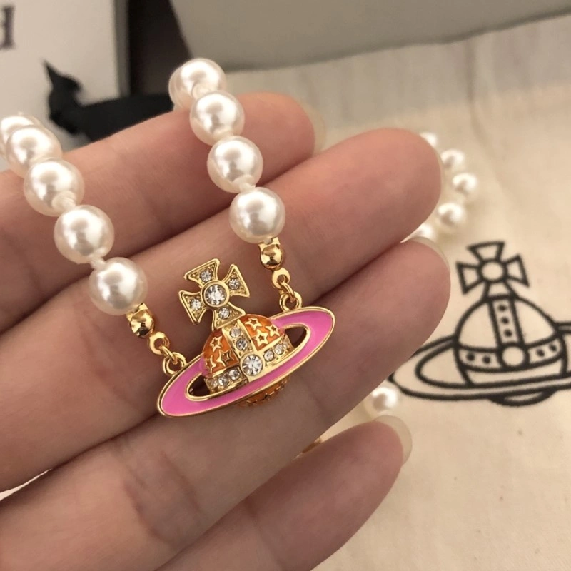 EyeCatching Vivienne Westwood Necklaces 207598