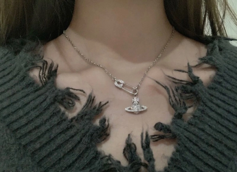Vivienne Westwood Necklaces Reliable 207585