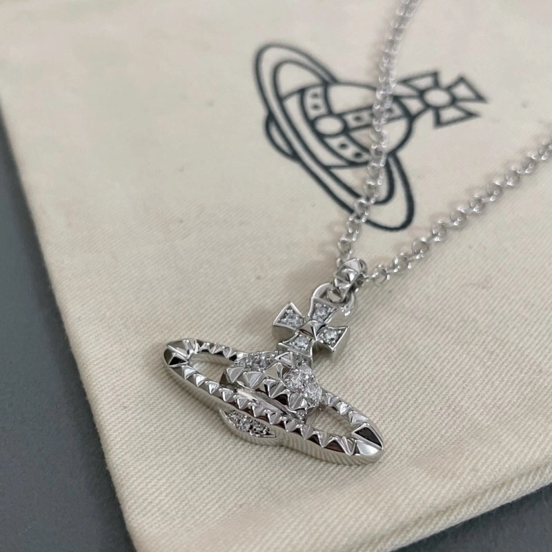 ModernLook Vivienne Westwood Necklaces 207587