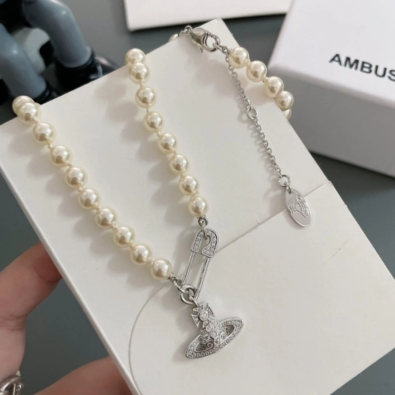 Classic Vivienne Westwood Necklaces 207590