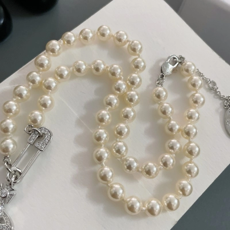 Classic Vivienne Westwood Necklaces 207590