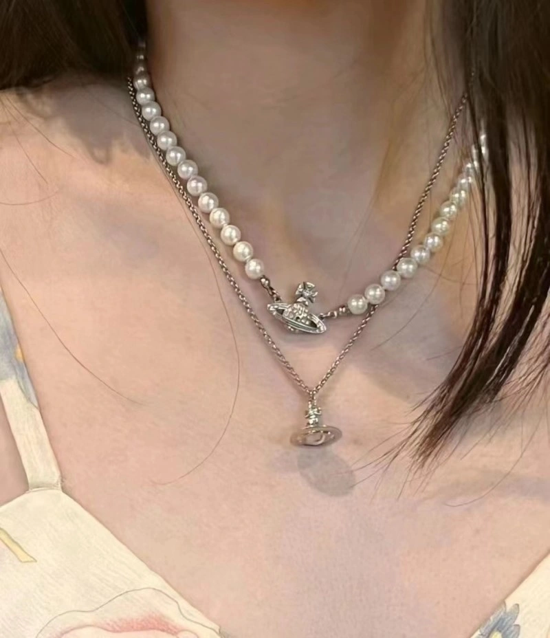 Lightweight Vivienne Westwood Necklaces 207591