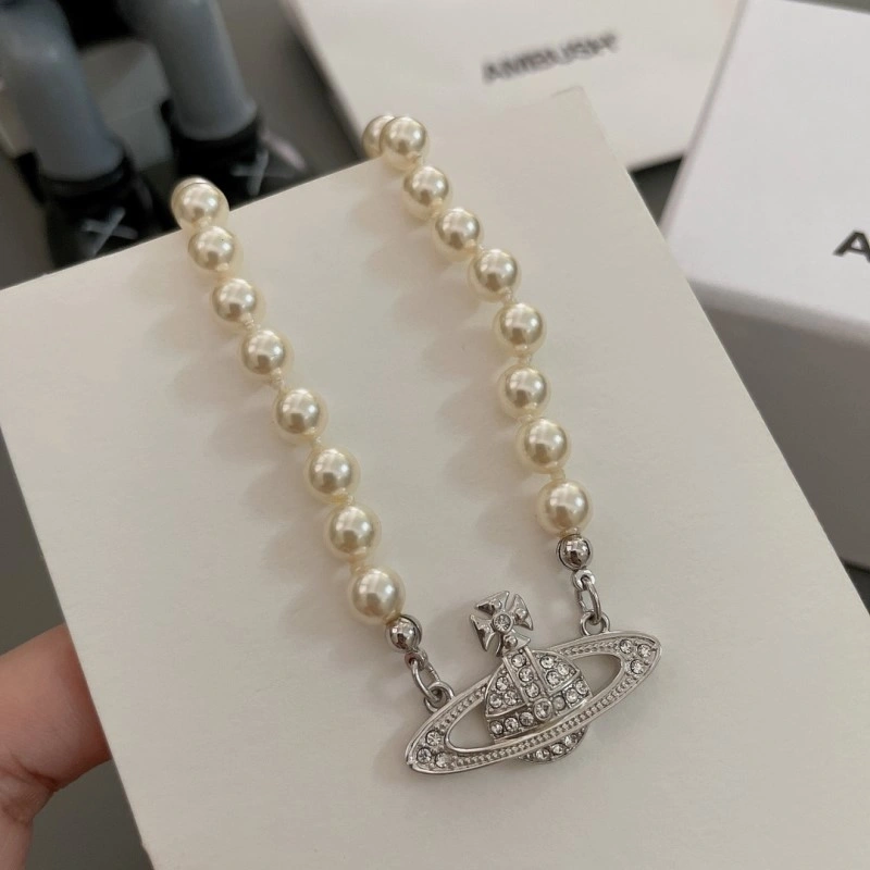 Vivienne Westwood Necklaces SmoothTexture 207570