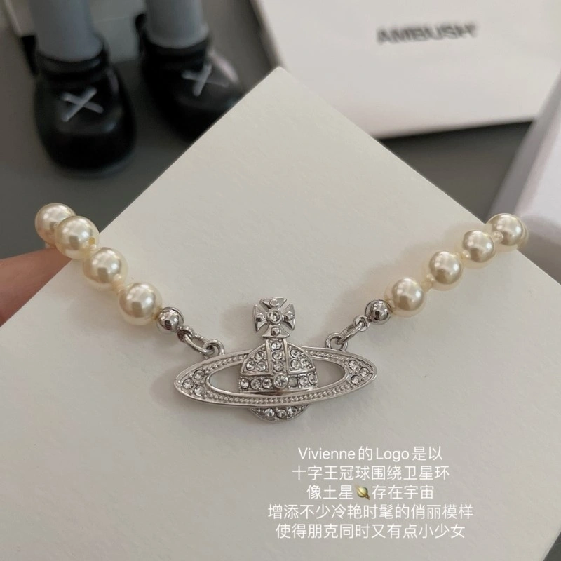 Vivienne Westwood Necklaces SmoothTexture 207570