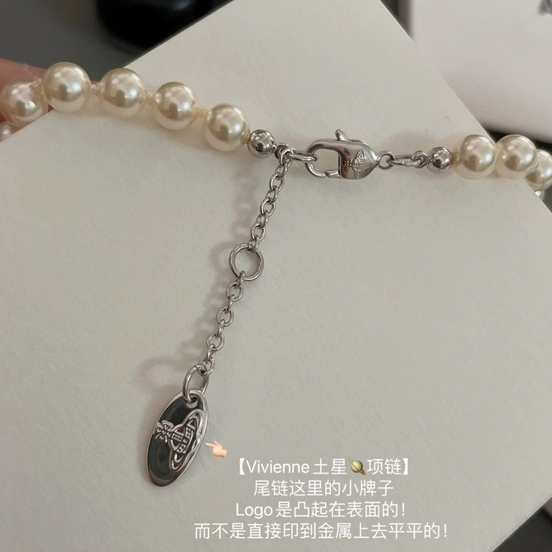 Vivienne Westwood Necklaces SmoothTexture 207570
