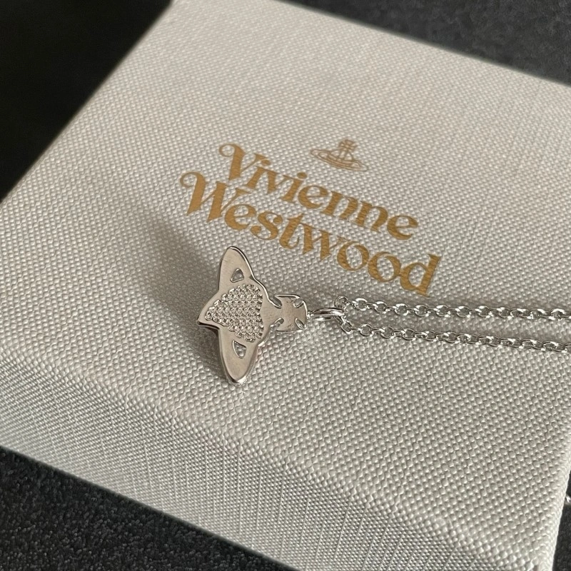 Trendsetting Vivienne Westwood Necklaces 207569