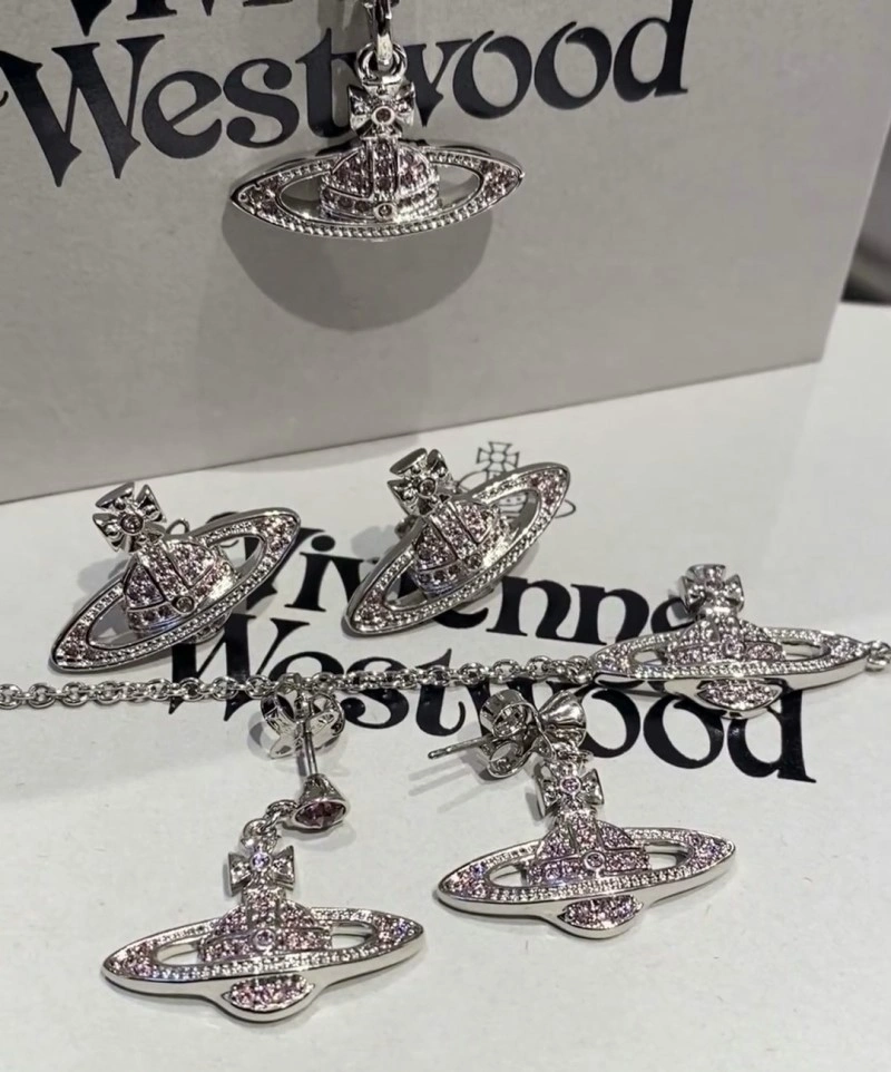 Vivienne Westwood Necklaces Bold 207558