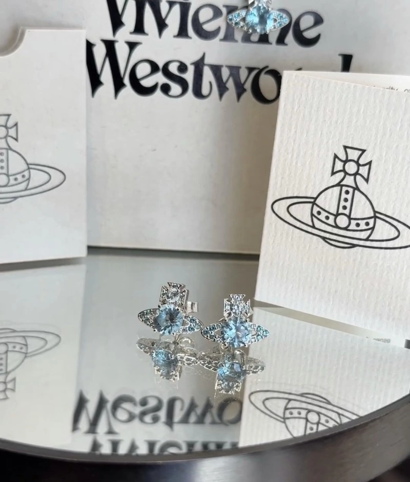 Effortless Vivienne Westwood Necklaces 207555